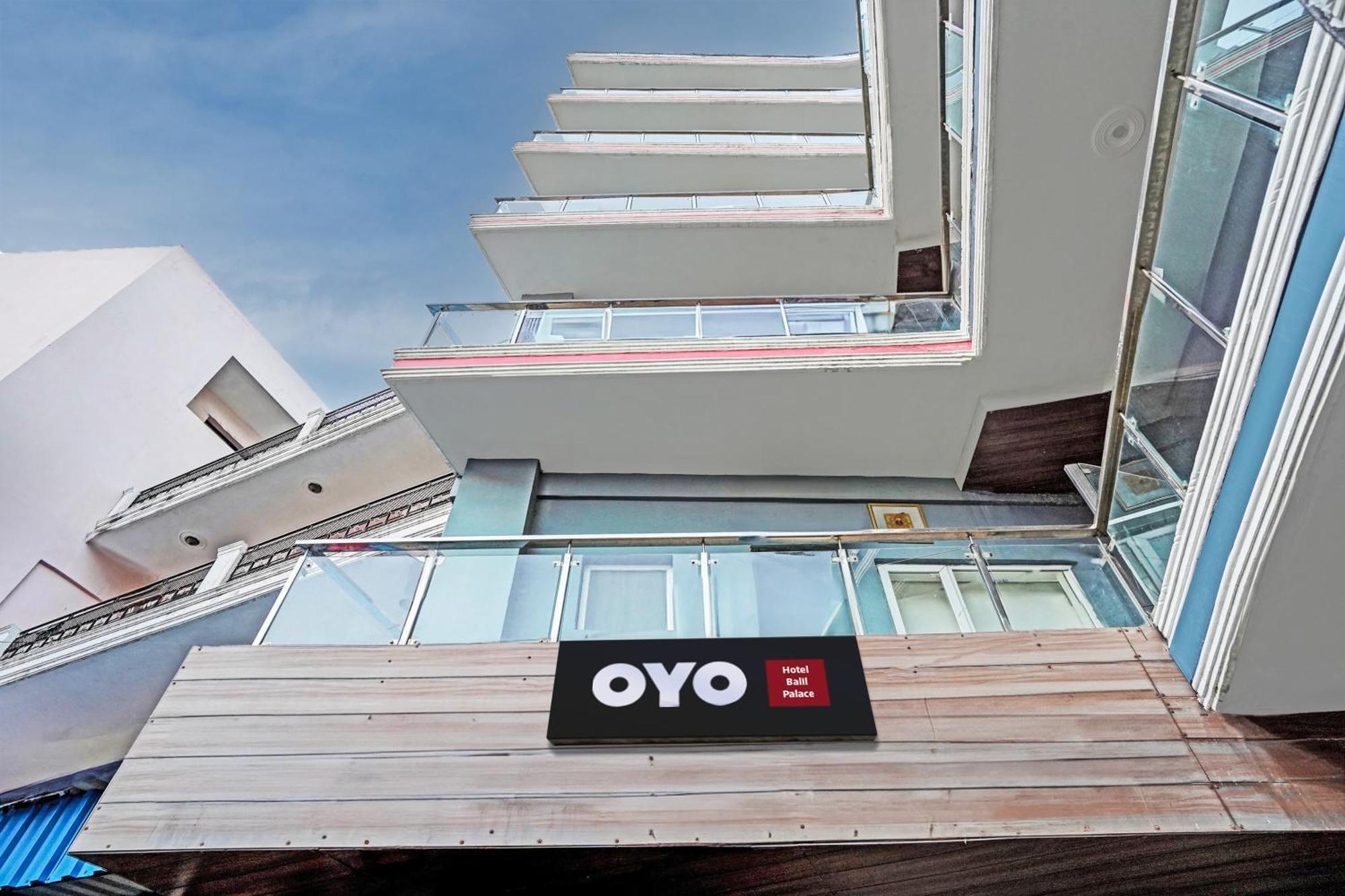 Hotel O Babil Palace Near Omaxe Celebration Mall Гургаон Екстериор снимка